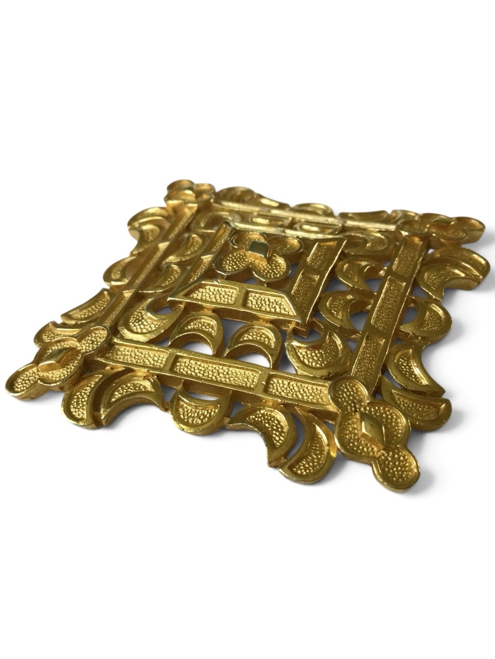 Vintage Crown Trifari Arabesque Gilded Statement Brooch - Picture 10 of 13